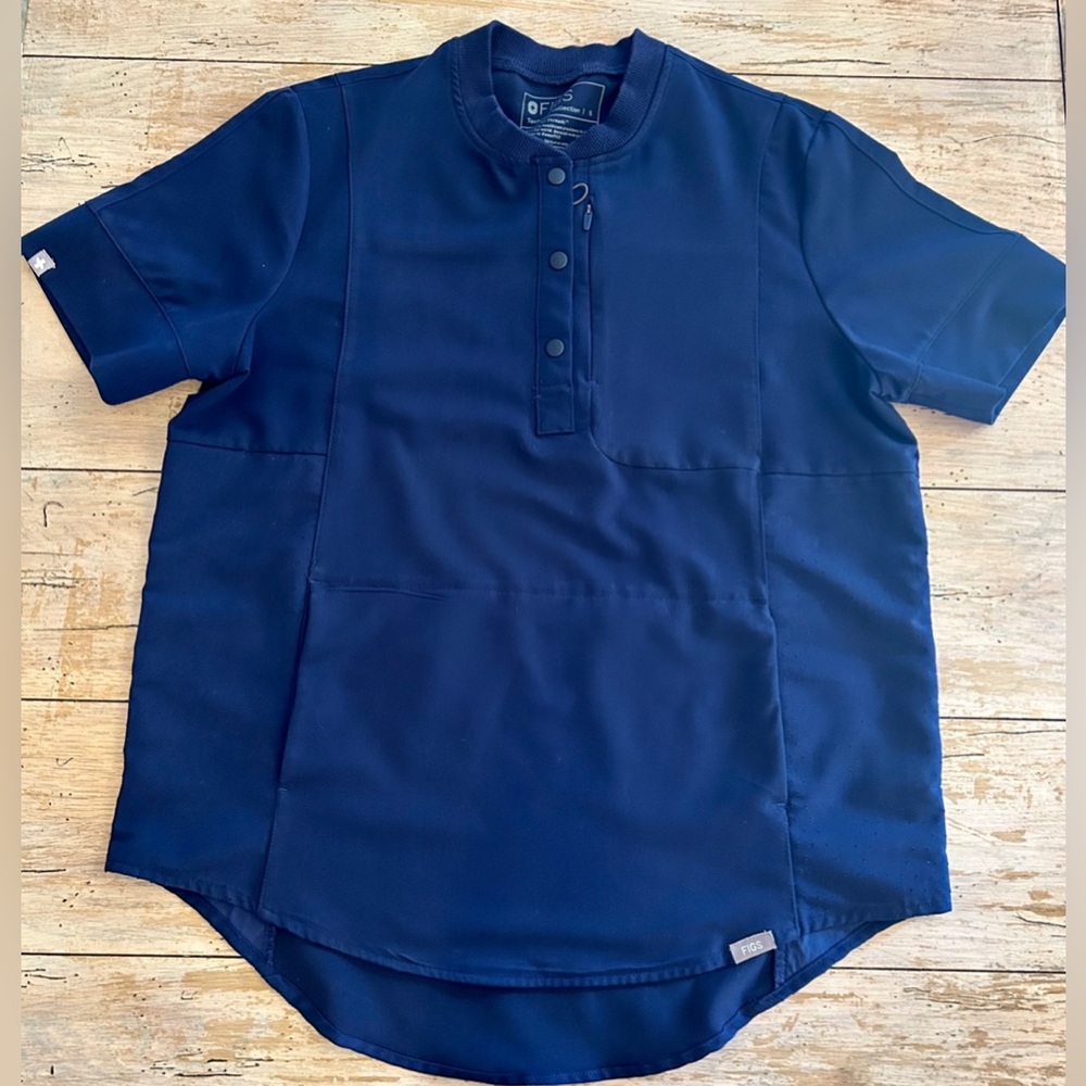 FIGS. Gidya Henly top, Classic Navy, (S) EUC only worn a few times.